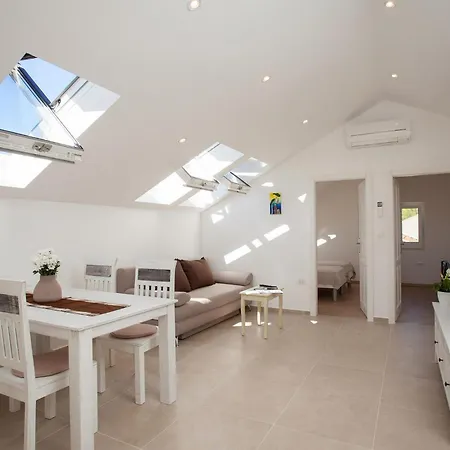 Oliver בית נופש *